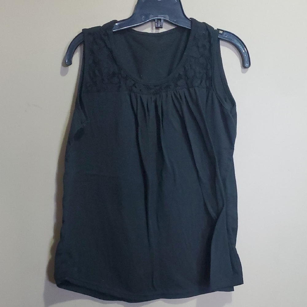 Black Sleeveless Lace Top Size XL